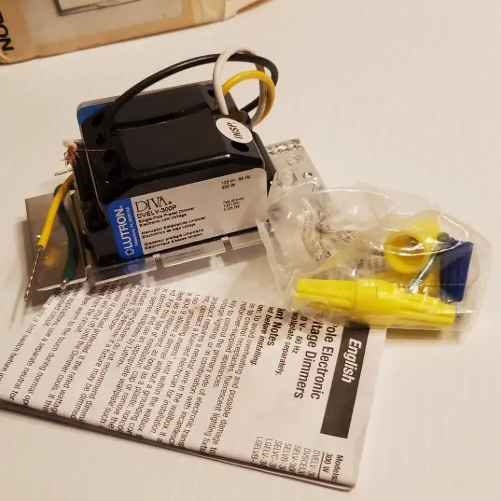 Lutron Dimmer DVELV-300P-WH, 300w New open box
